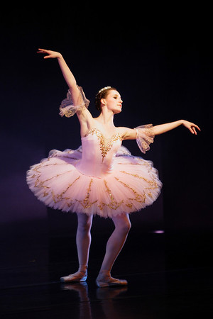 IMAGE: http://arroshotz.smugmug.com/photos/747200199_Eufy2-M.jpg